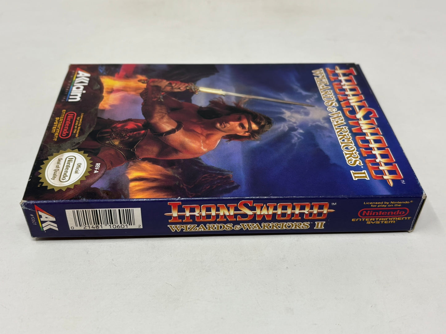 NES Nintendo - Iron Sword Wizards & Warriors II - Complete