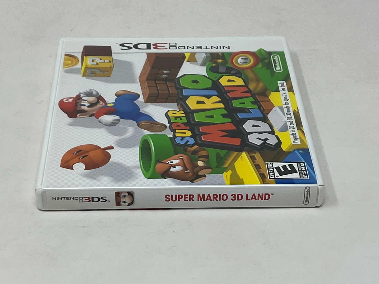 Nintendo 3DS - Super Mario 3D Land - Complete