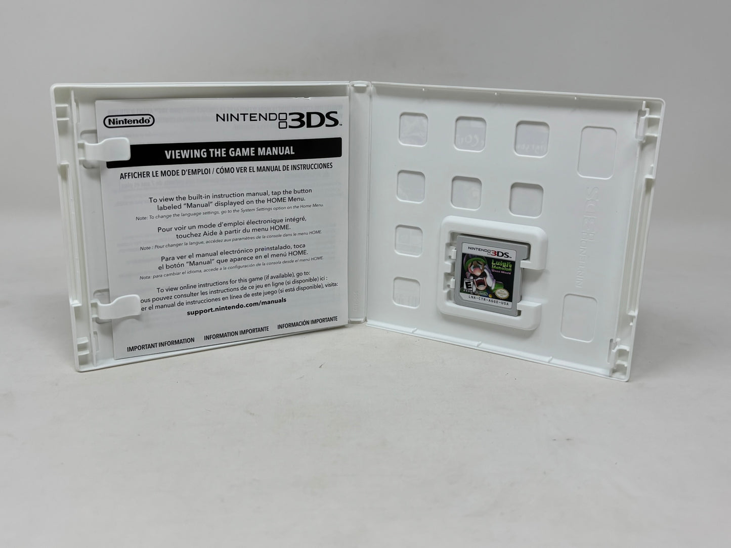 Nintendo 3DS - Luigi's Mansion Dark Moon