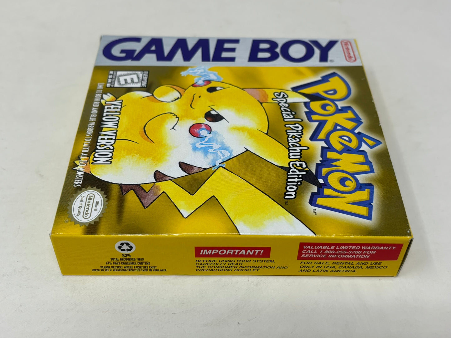 Nintendo Game Boy - Pokemon Yellow Version - Complete