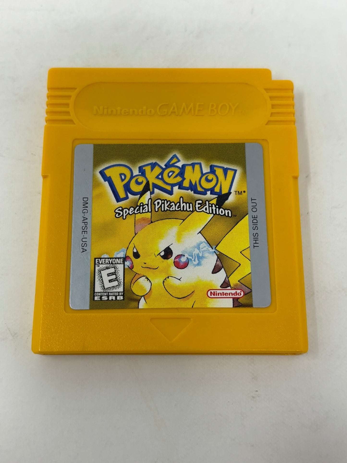 Nintendo Game Boy - Pokemon Yellow Version - Complete