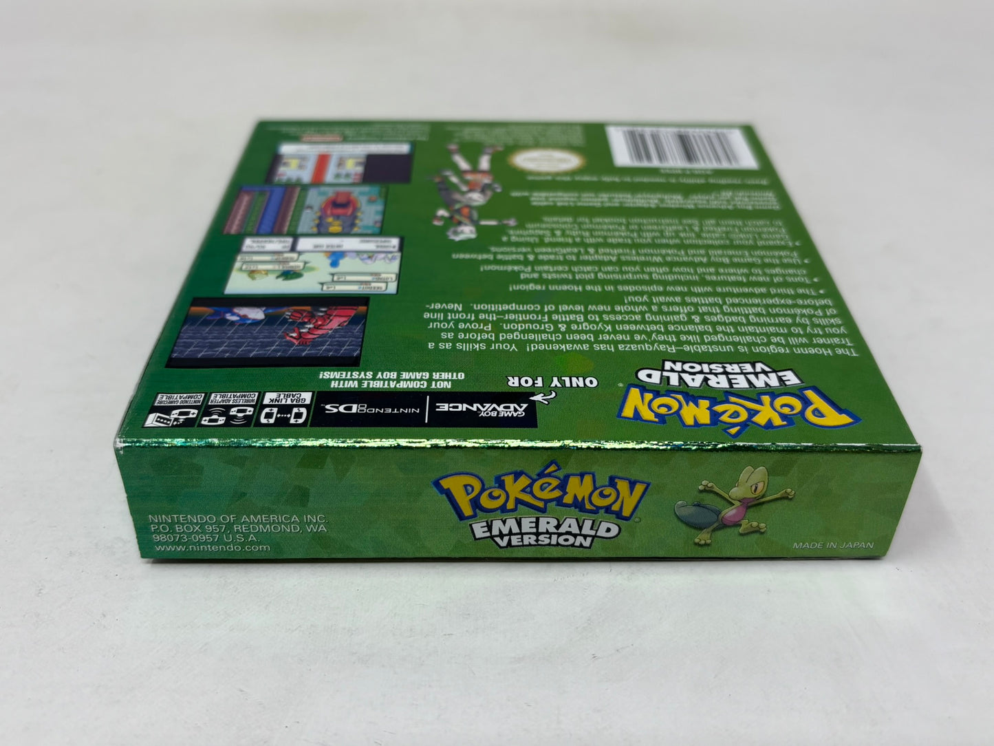 Nintendo Game Boy Advance - Pokémon Emerald Version - Complete