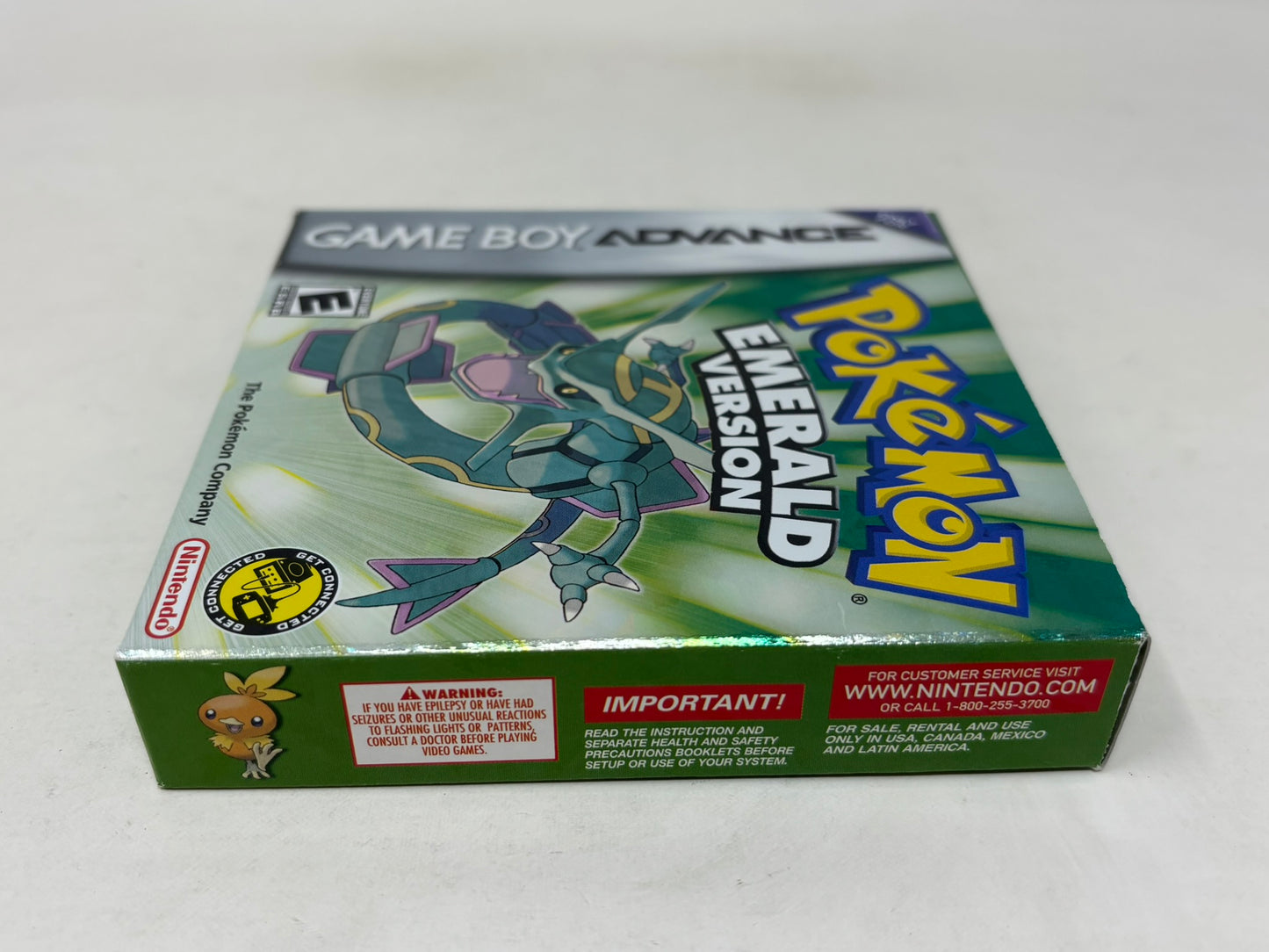 Nintendo Game Boy Advance - Pokémon Emerald Version - Complete