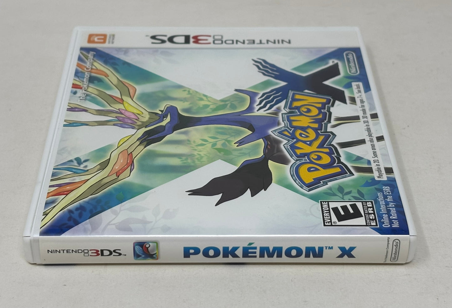 Nintendo 3DS - Pokemon X - Complete