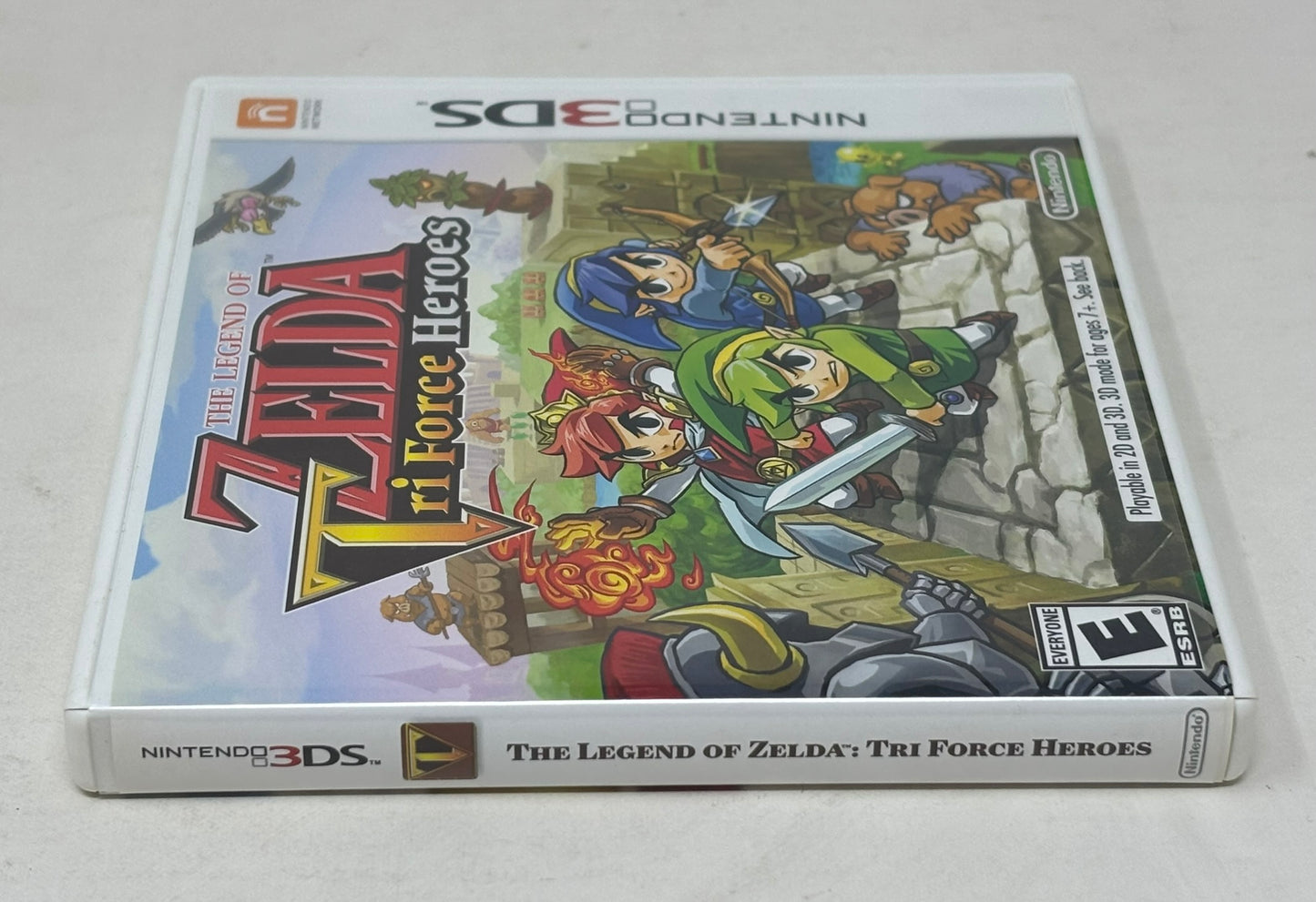 Nintendo 3DS - Legend of Zelda: Tri Force Heroes - Complete