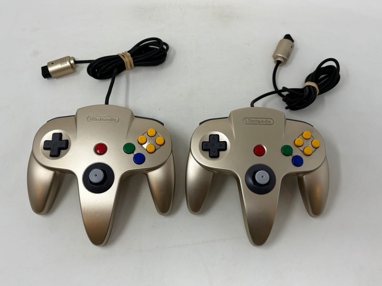Nintendo 64 N64 - Toys R Us Limited Edition Gold Nintendo 64 System - Complete