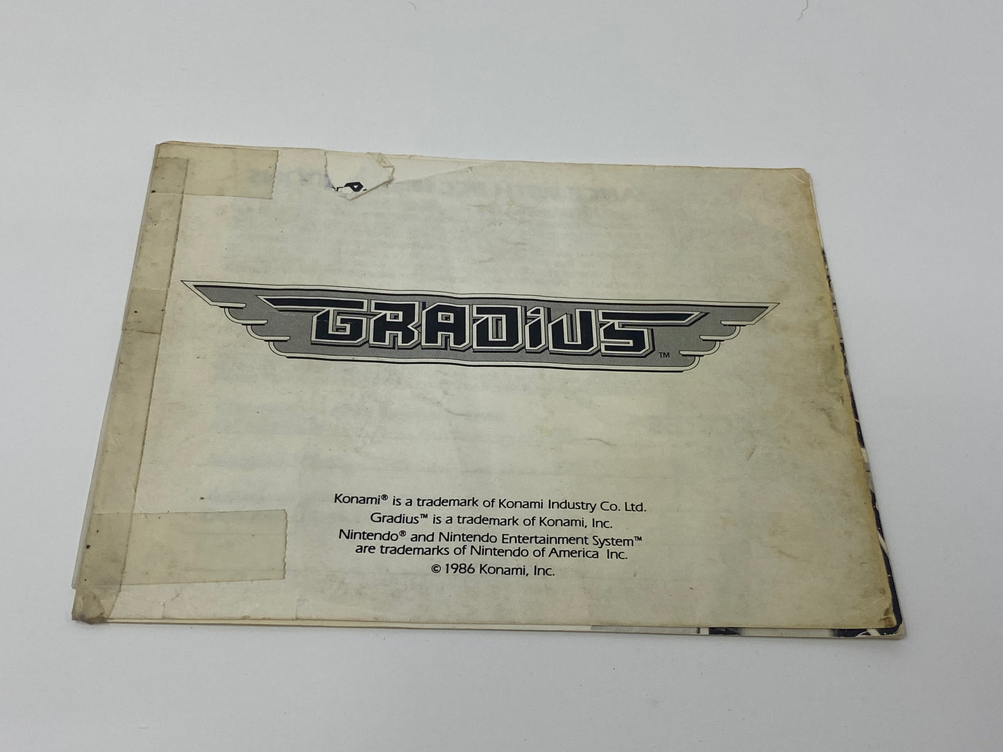 NES Nintendo - Gradius w/ Instructions - 5 Screw Cart