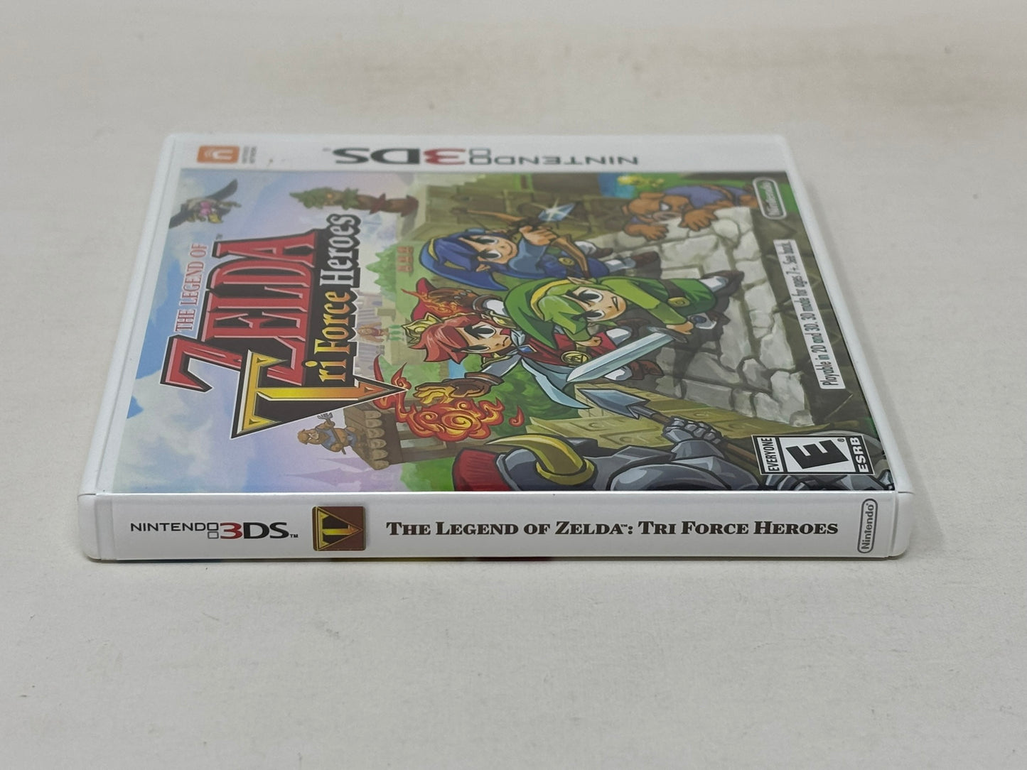 Nintendo 3DS - Legend of Zelda: Tri Force Heroes - Complete