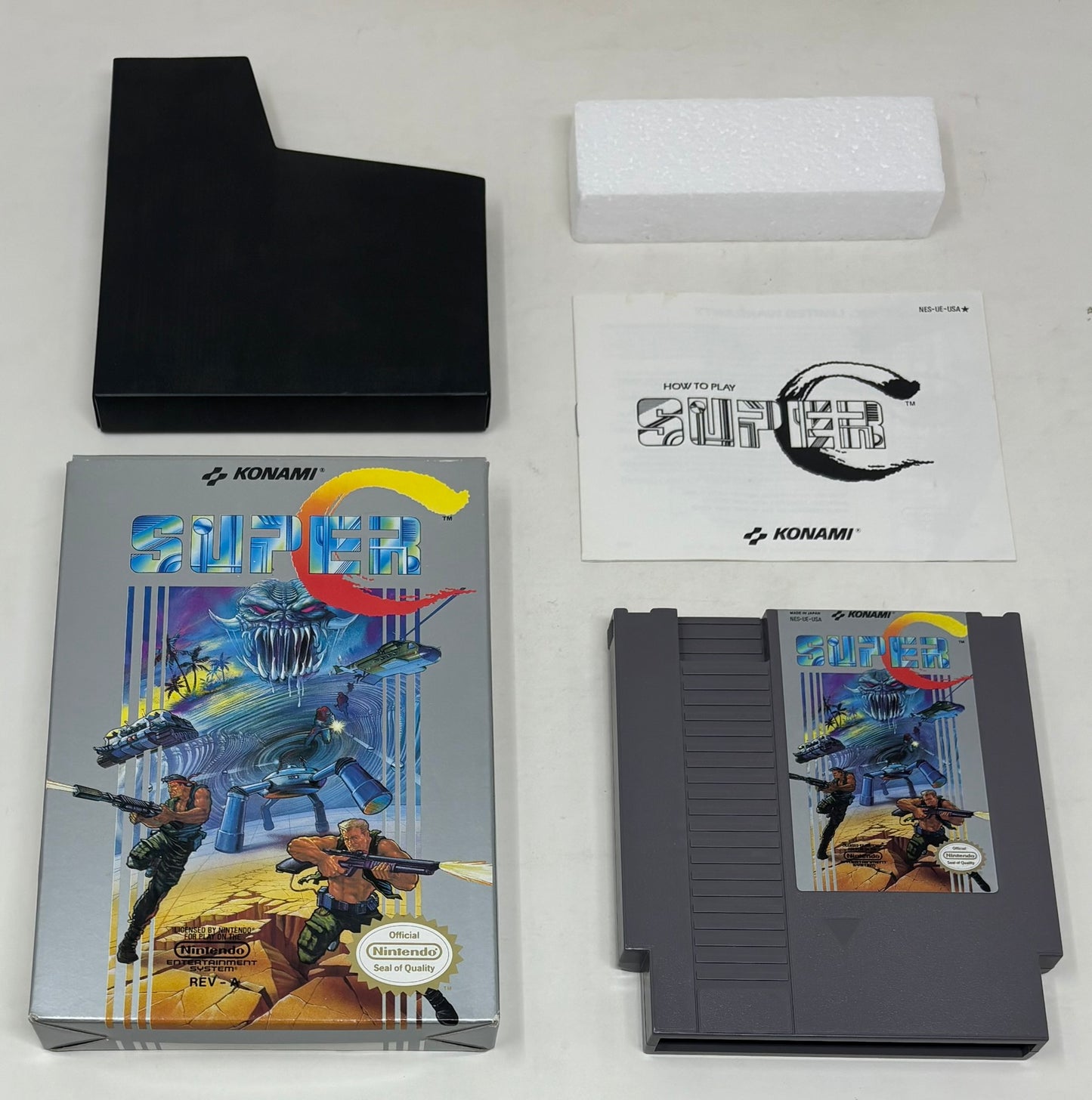 NES Nintendo - Super C - Complete