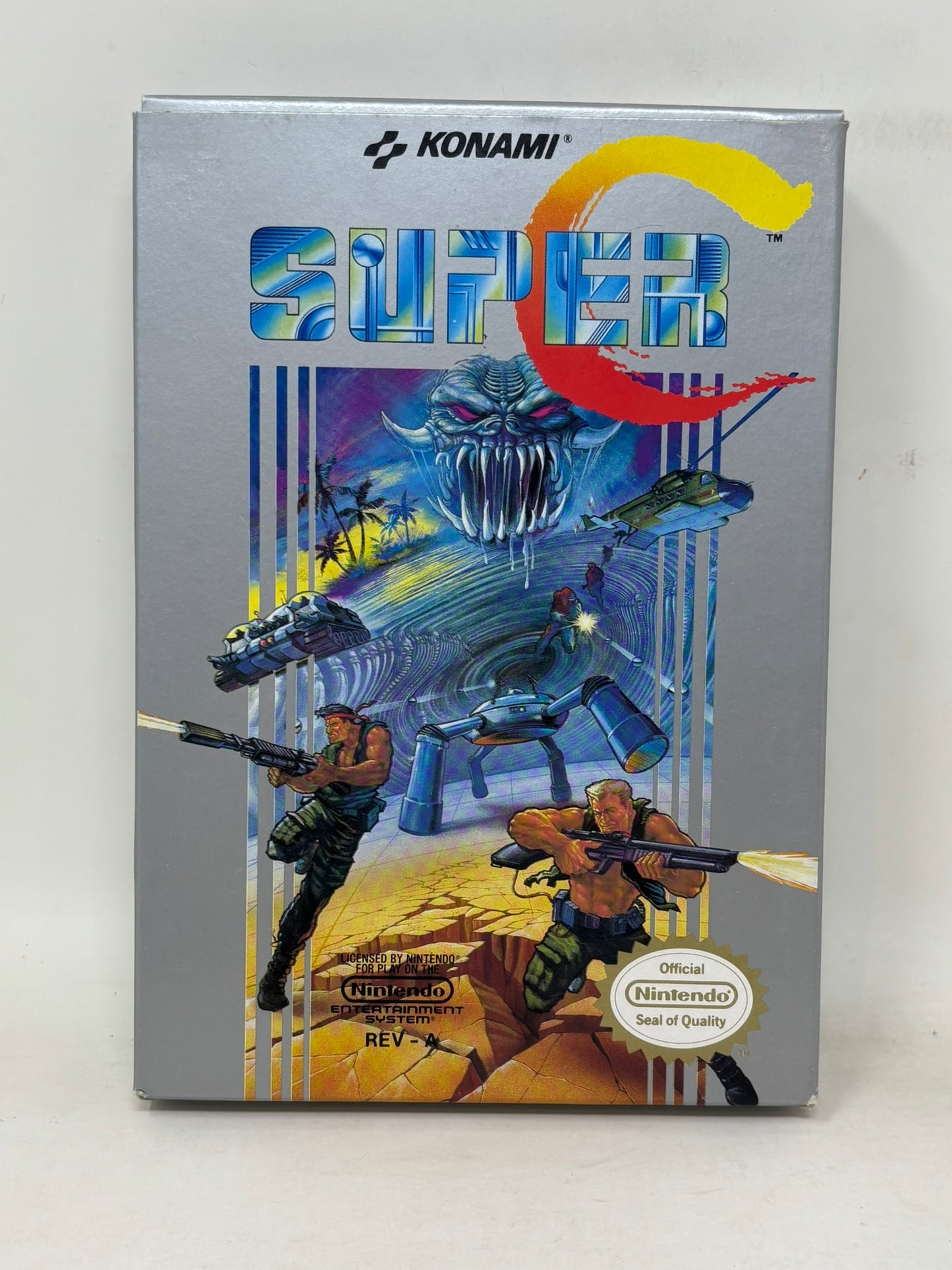 NES Nintendo - Super C - Complete