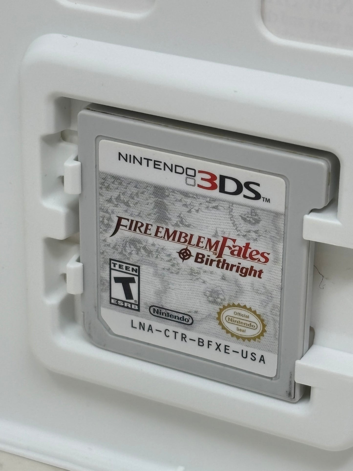 Nintendo 3DS - Fire Emblem Fates Birthright