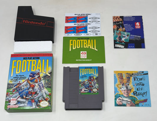 NES Nintendo - NES Play Action Football - Complete
