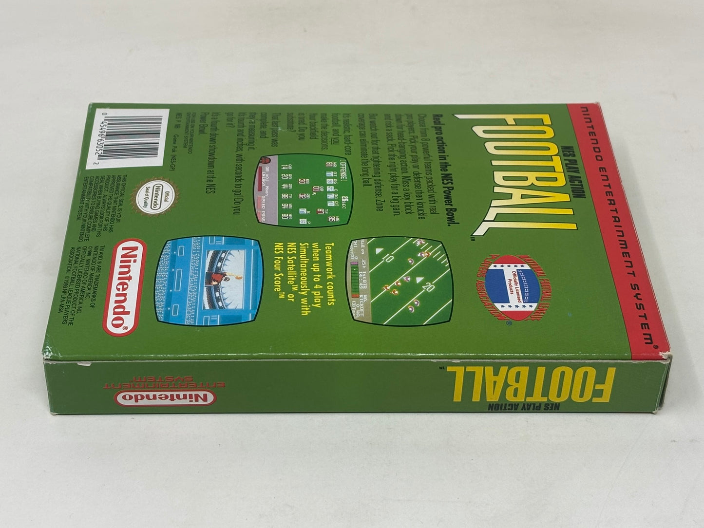 NES Nintendo - NES Play Action Football - Complete