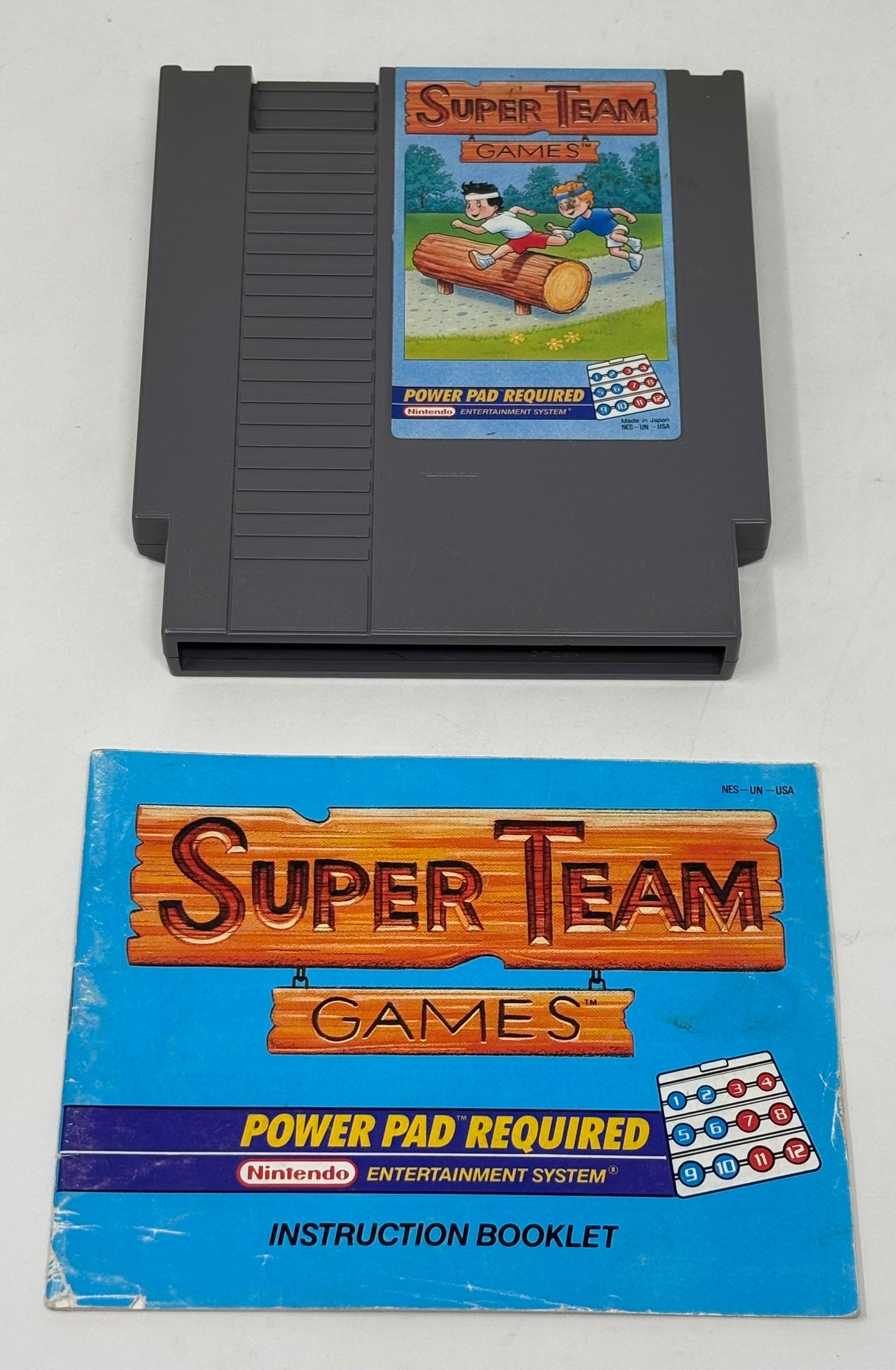 NES Nintendo - Super Team Games w/ Manual
