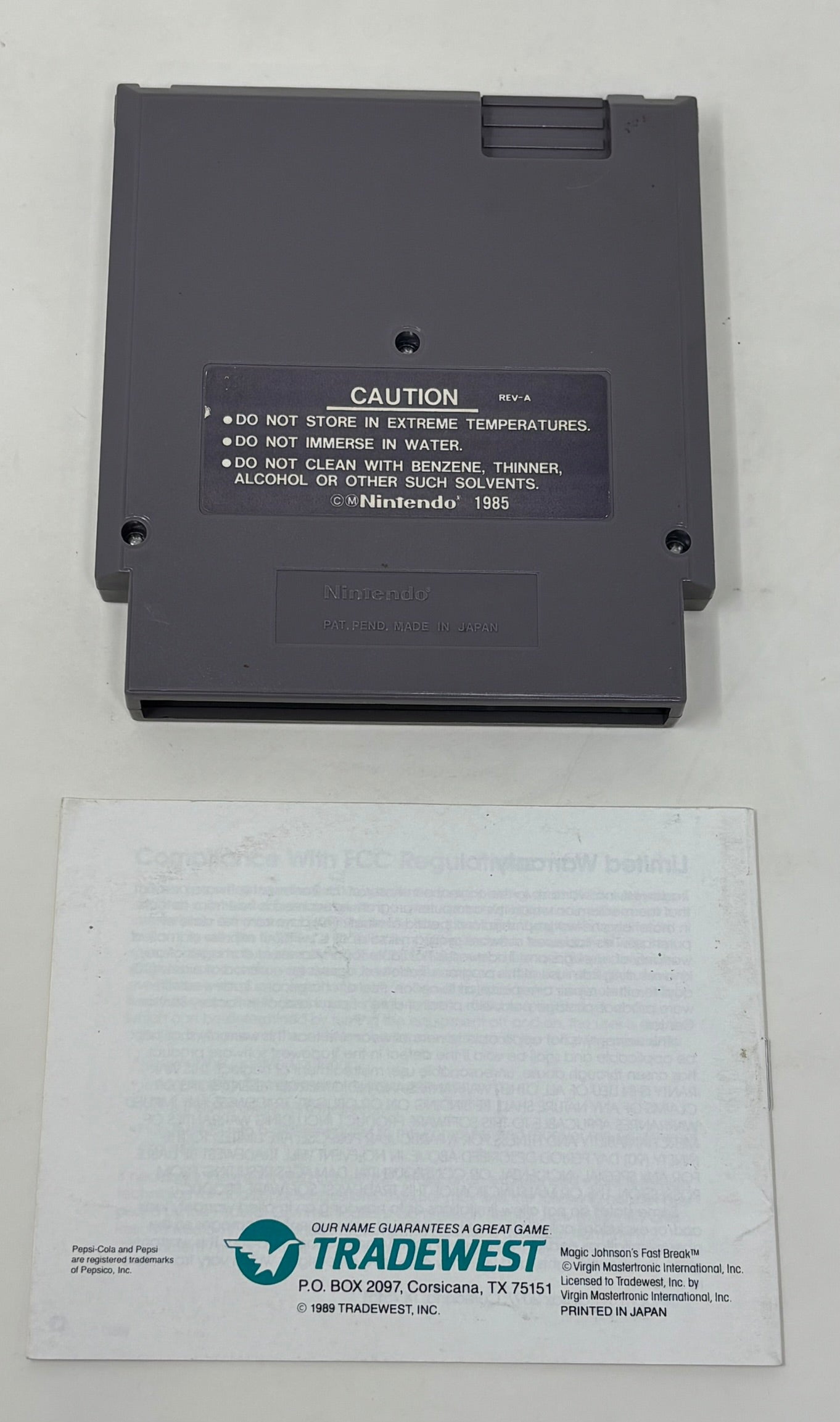 NES Nintendo - Magic Johnson's Fast Break w/ Manual