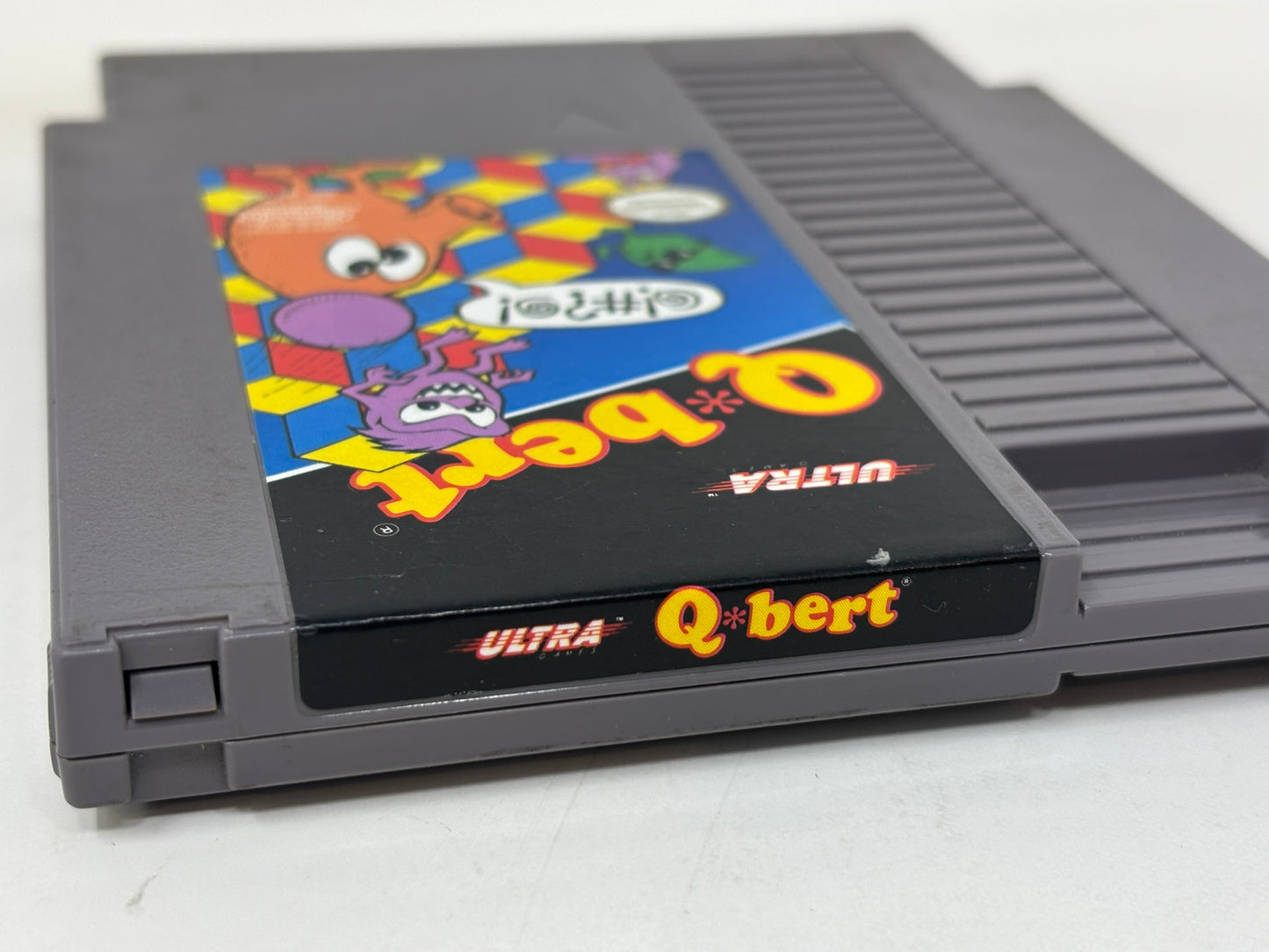 NES Nintendo - Q*Bert w/ Manual