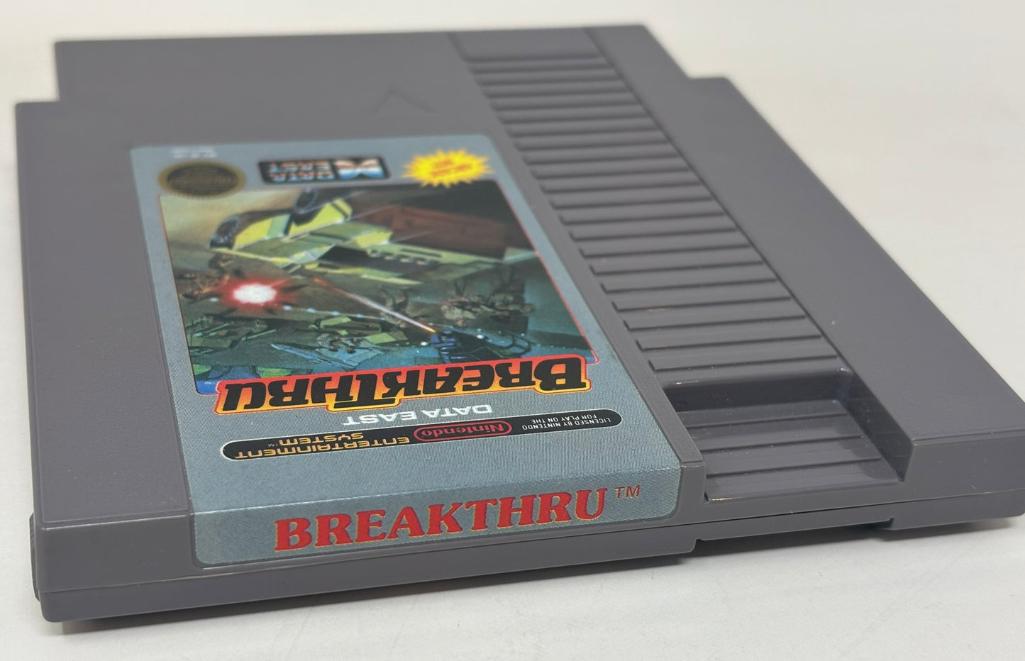 NES Nintendo - BreakThru - Complete