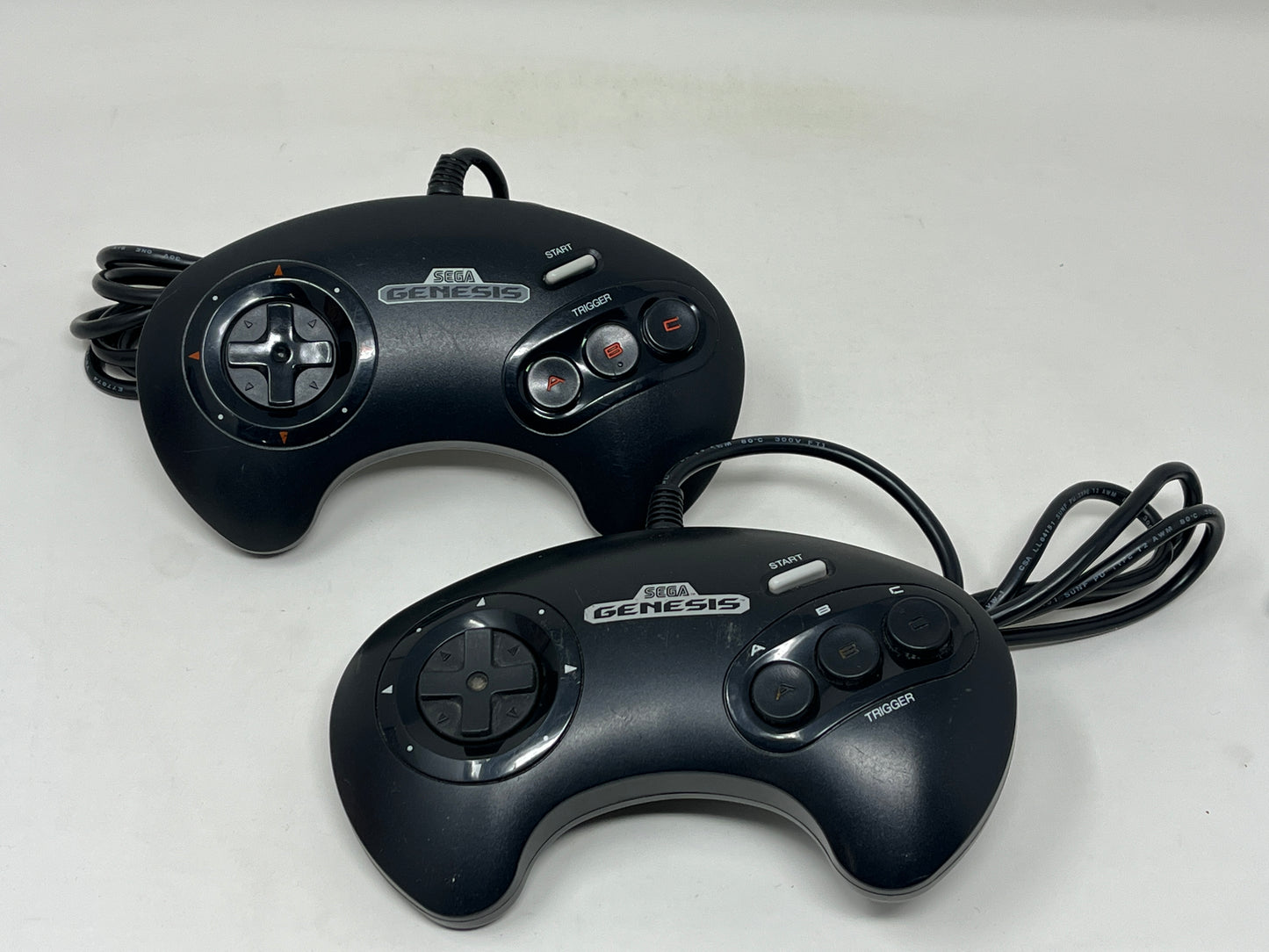 Sega Genesis System 2 w/ 2 Controllers, Original Hookups w/ Sonic 2 & Sonic Spinball