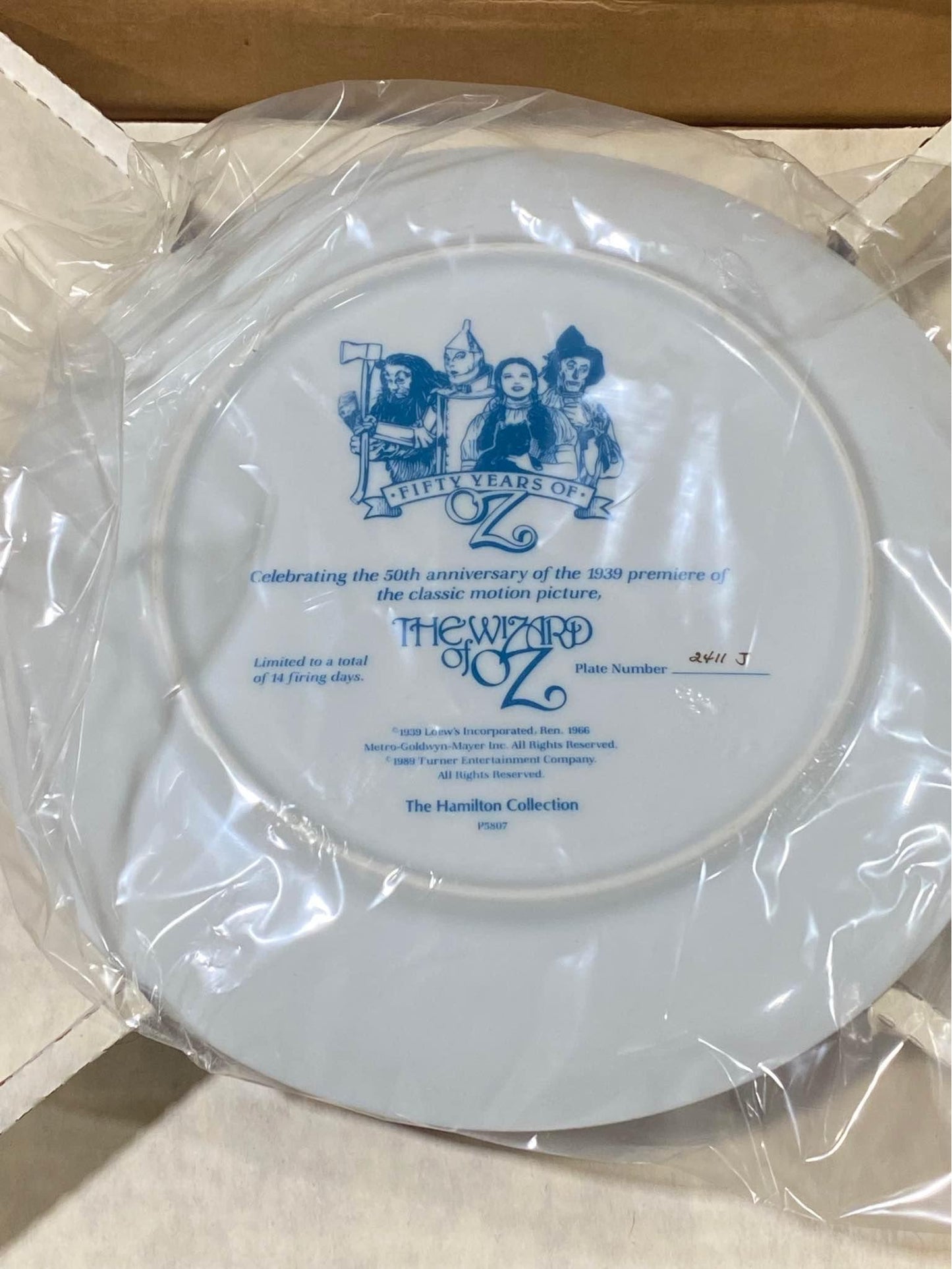 NIB Vintage Wizard of Oz “50 Years of Oz” Hamilton Collection Collectors Plate