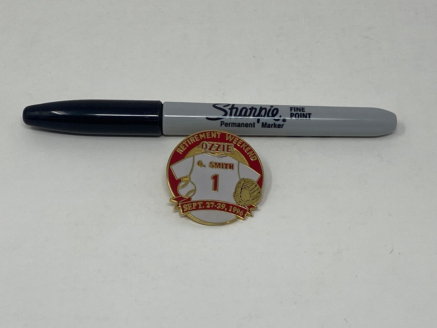 St Louis Cardinals Ozzie Smith Retirement Weekend Collectors Pin - September 27-29 1996 RARE